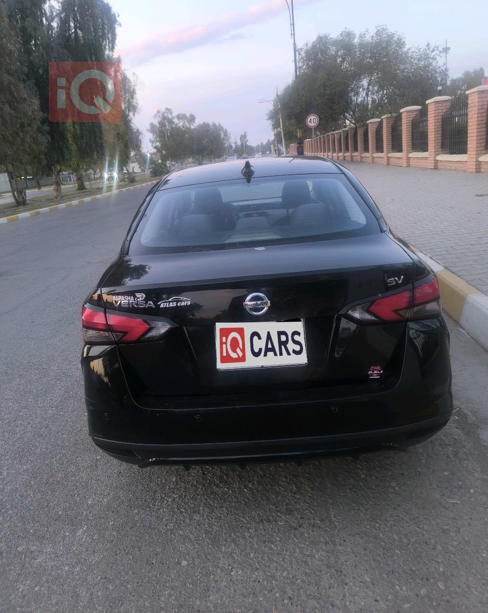 نيسان فيرسا